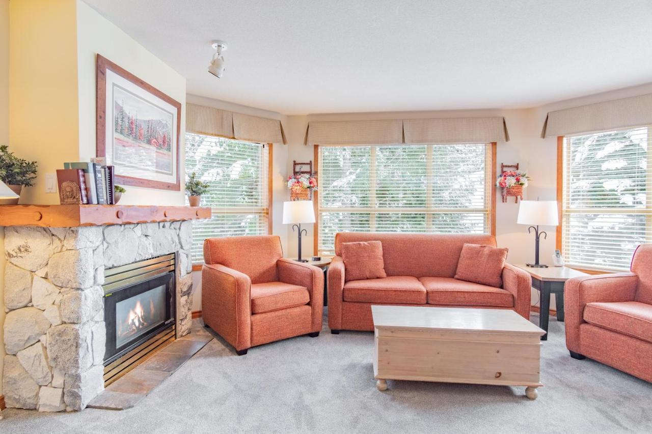 The Best Ski In Ski Out Two Bedroom Condo At Aspens 惠斯勒 外观 照片