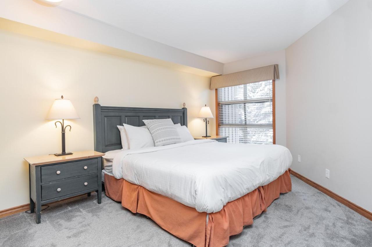 The Best Ski In Ski Out Two Bedroom Condo At Aspens 惠斯勒 外观 照片