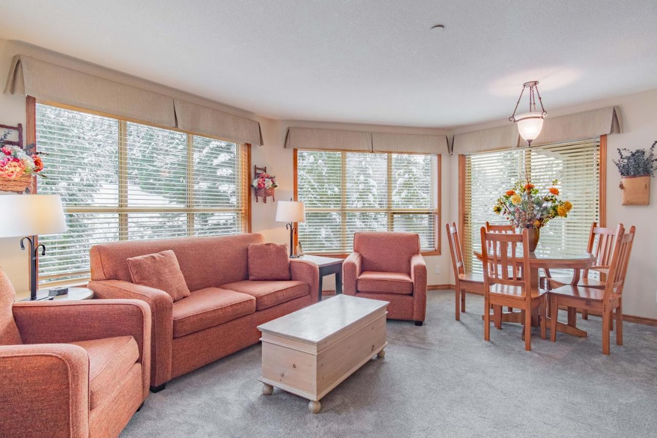 The Best Ski In Ski Out Two Bedroom Condo At Aspens 惠斯勒 外观 照片