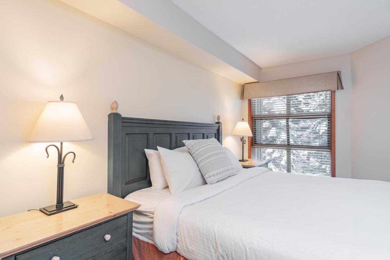 The Best Ski In Ski Out Two Bedroom Condo At Aspens 惠斯勒 外观 照片